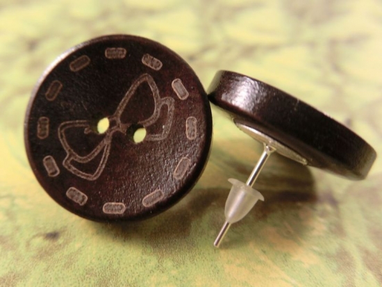 Preview: Naht Schleifen Holzknopf Ohrstecker Natur Button